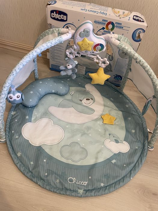 Розвиваючй килим (коврик)chicco