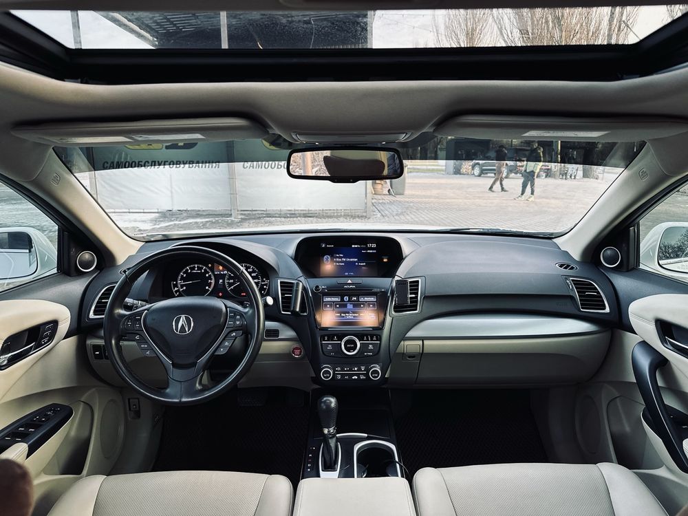Acura RDX 2017.