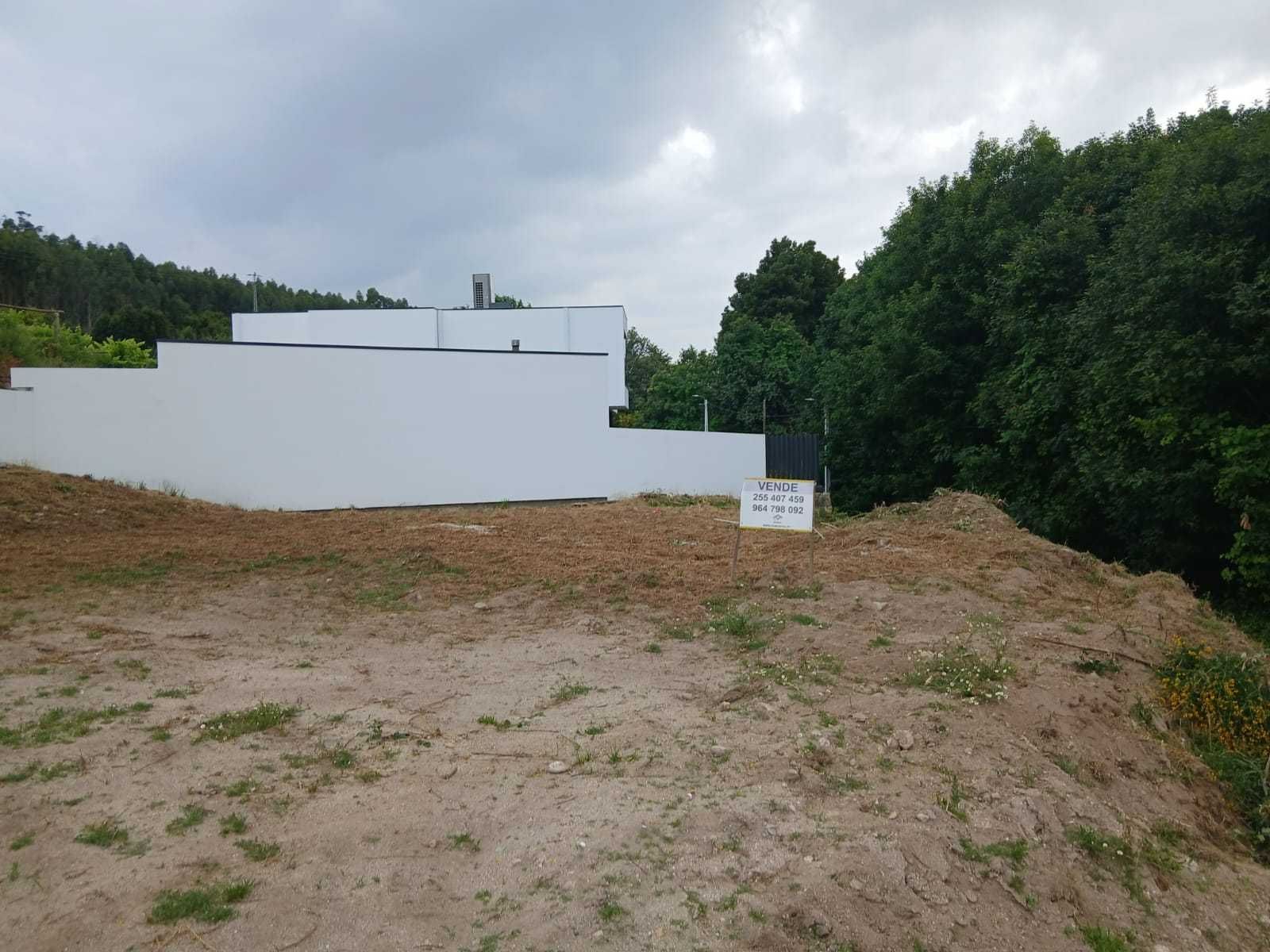Terreno Urbano para Construção - Penafiel