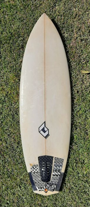 Prancha Surf 5.7 em bom estado