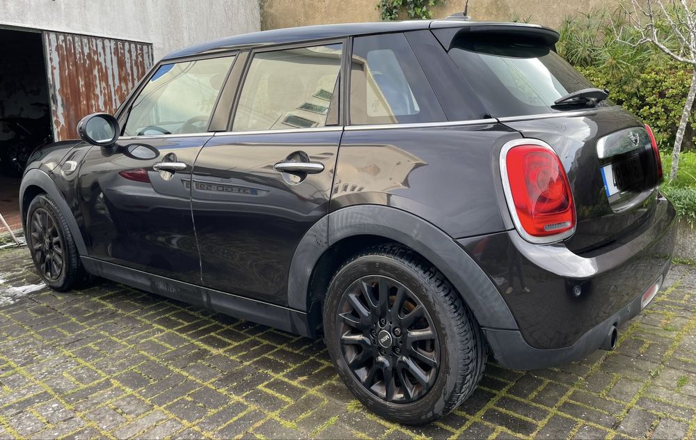 Mini Cooper D 5 portas 2014 1.5 116cv