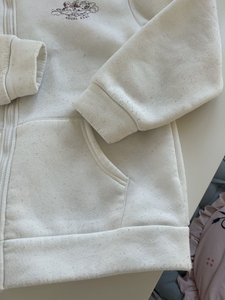 Bluza rozpinana r 40/42 biala z kapoca
