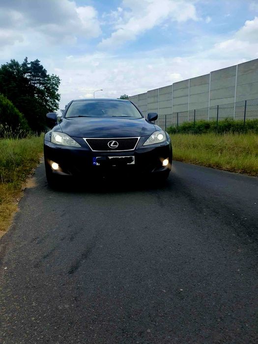 Sprzedam auto marki Lexus IS220 d
