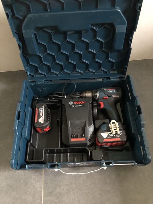 Безщітковий Акум.шуруповерт Bosch GSR 18V-EC