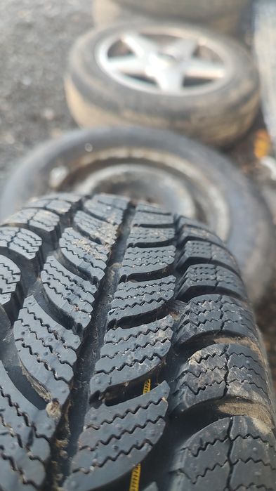 2 sztuki opon ZIMOWE dębica frigo 2 155x80xR13 2024r.