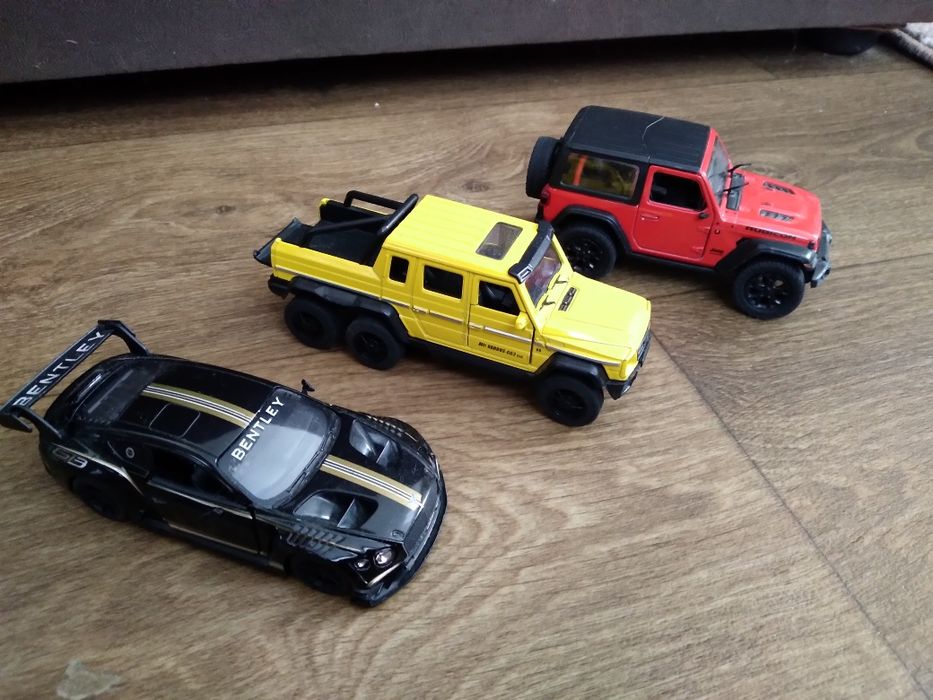 Машинка металева, Поліція, швидка, пожежна, бентлі