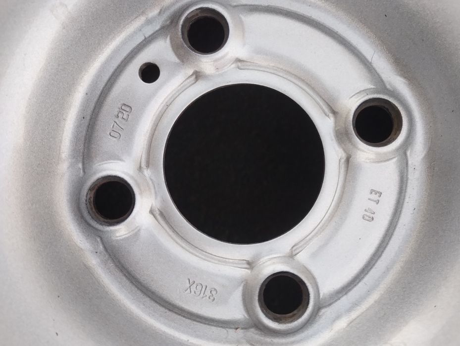 Колесо рено доккер р15