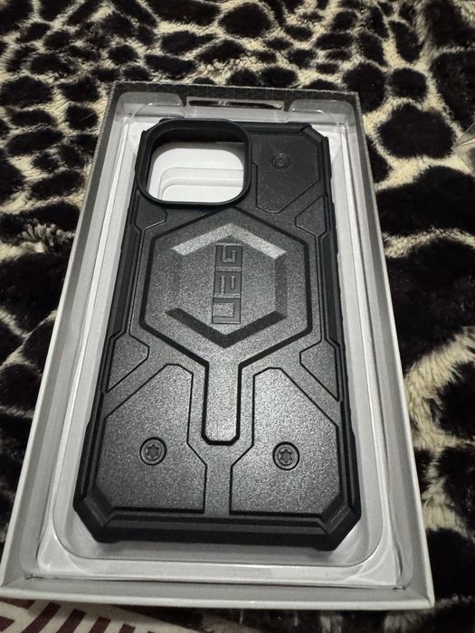 Pack capas 14/15 pro max UAG/APPLE/QUAD LOCK