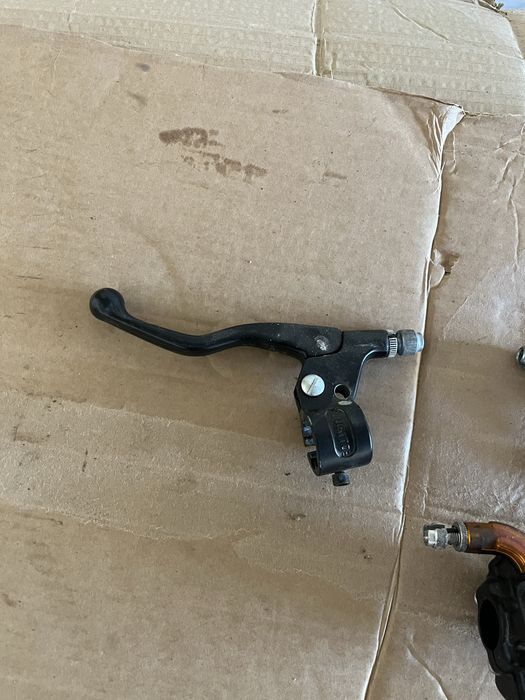 Manetes luzito e punho de acelarador