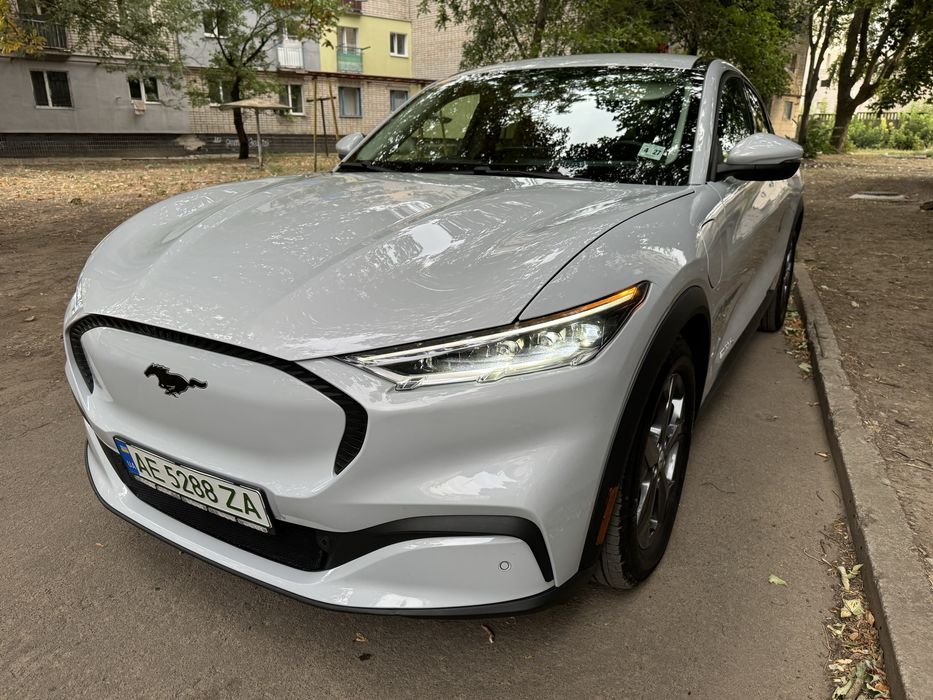 Оренда Авто з водієм на весілля Дніпропетровська обл