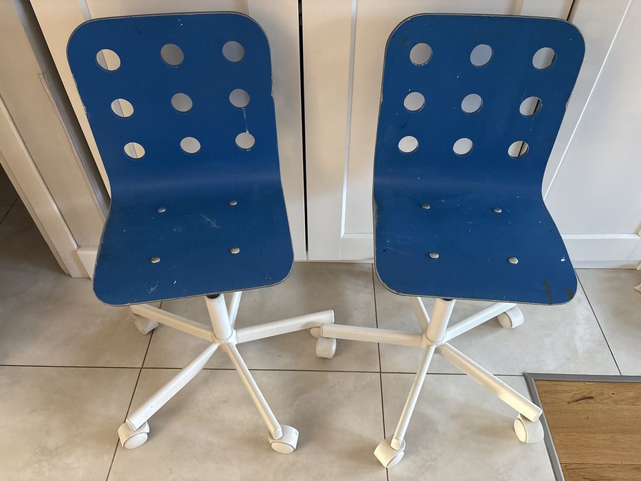 Dwa krzesła dzieciece Ikea