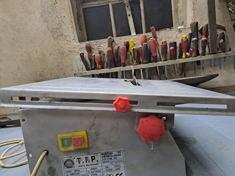 Maszyna do cięcia glazury