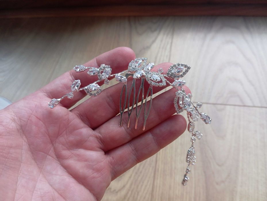 Srebrna ozdoba do włosów z kryształkami cykorie ślub wesele bal