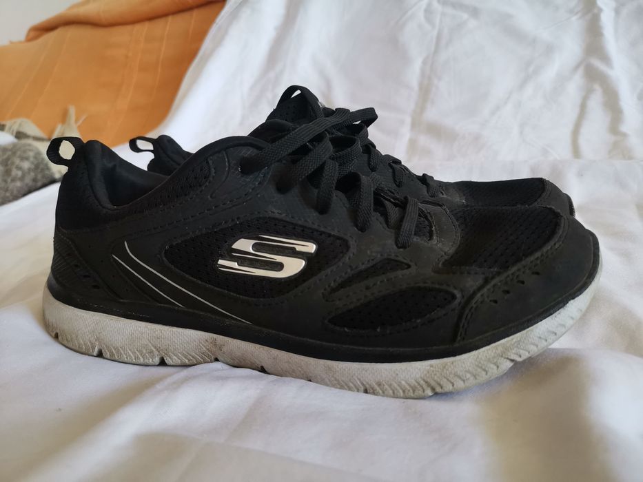 Buty sportowe, typu adidas, uniwersalne