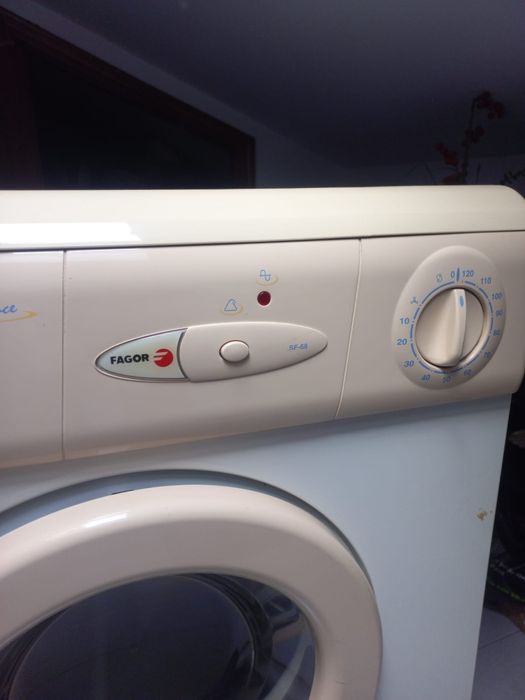 Maquina de secar roupa fagor,6kg