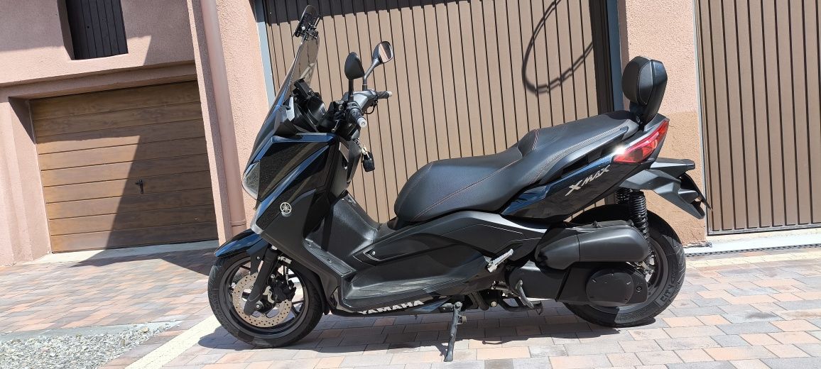 Yamaha X-max 250 Polski Salon