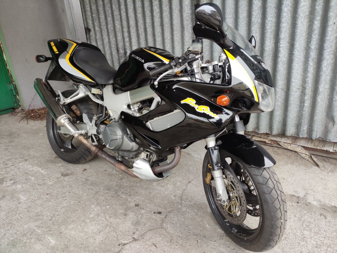 Honda VTR 1000 Firestorm - mocne V2 100%sprawna RATY Transport