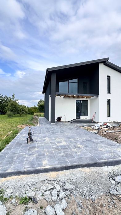 Професійне укладання бруківки. Хмельницький та обл.