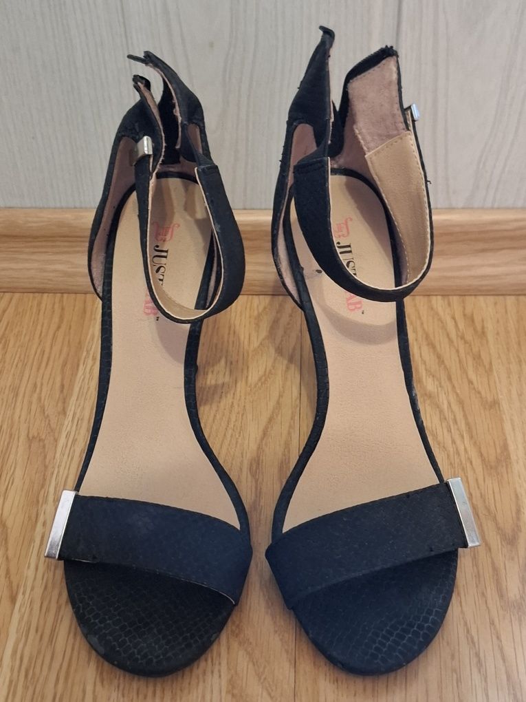 JustFab sandaly na obcasie - rozmiar 40, obcas 10,5cm