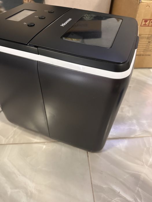 Льодогенератор практично  новий