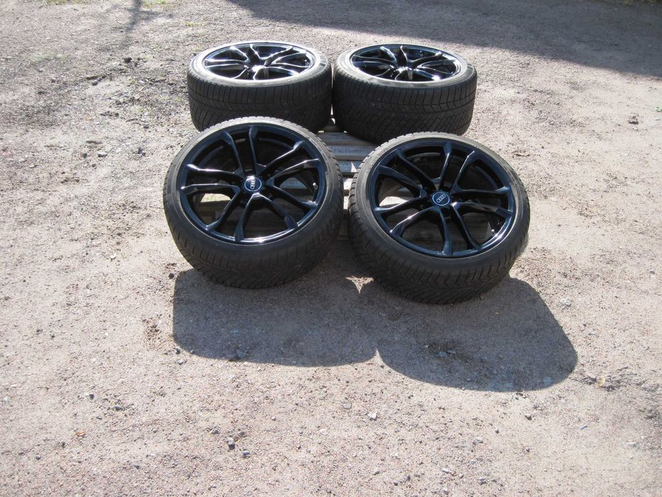 Продам разно широкие литые диски 5*112,r19,j8.5,et42, audiR8