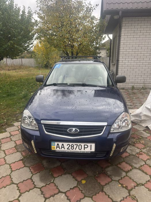 Продам приору 21071 універсал 2013 року