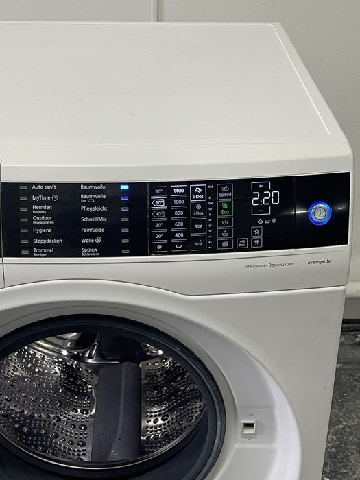 Прально-сушильна машина Siemens WM14U640