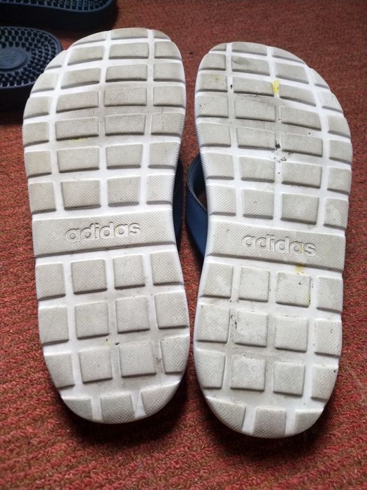 Шлёпанцы, сланцы , Adidas