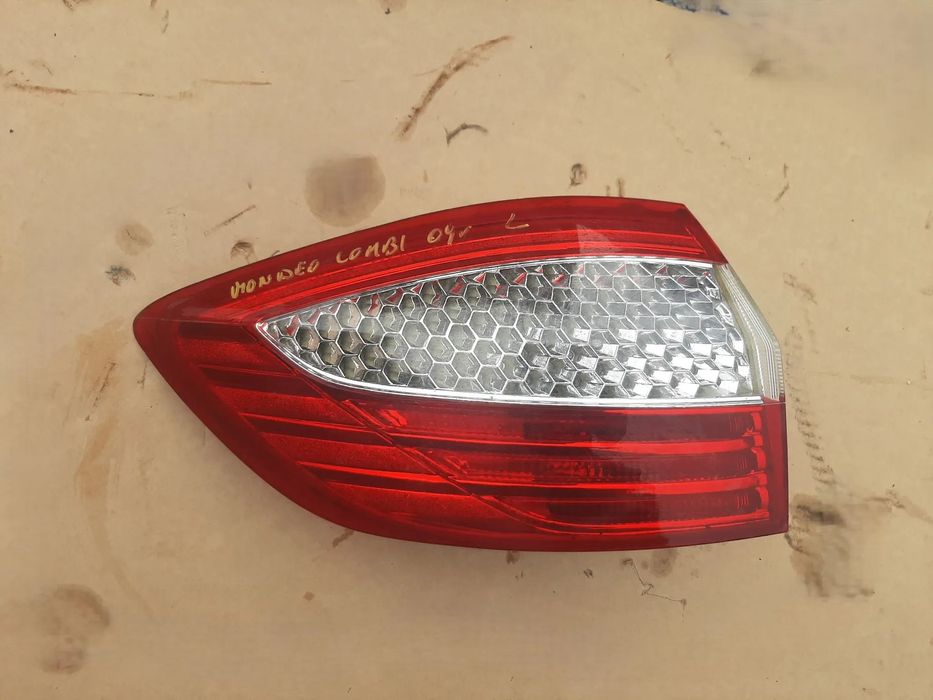 Lampa tył FORD MONDEO MK4 KOMBI lewa