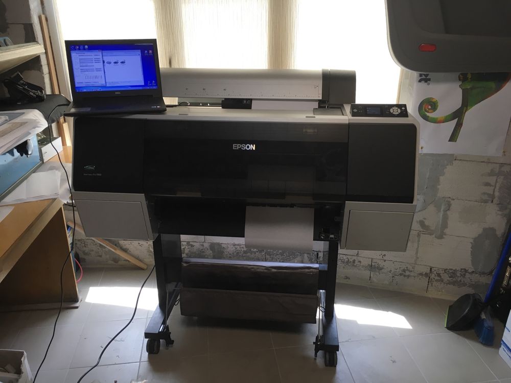 Широкоформатний принтер Epson Stulys Pro 7900
