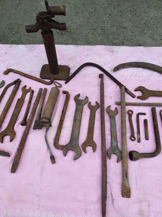 Інструменти для сільгосптехніки