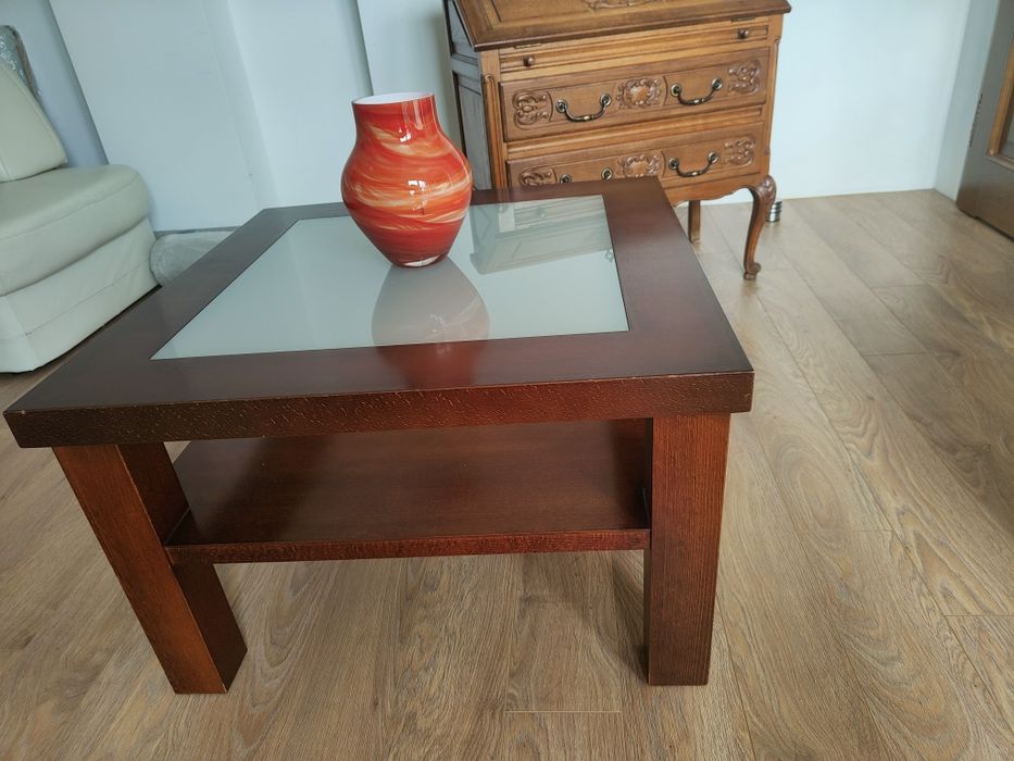 Stolik kawowy marki Lena Łubowo.