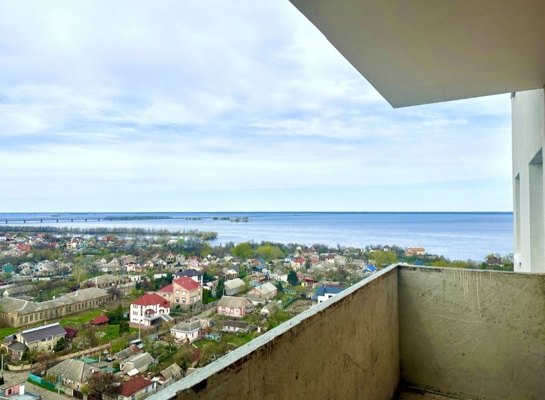Пропонуємо до продажу трикімнатну квартиру в новобудові ЦЕНТР міста