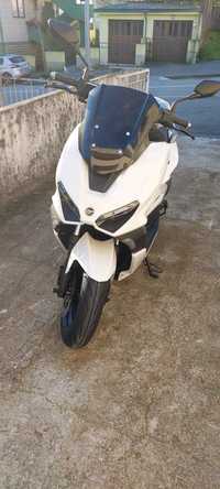 Moto Keeway, vieste 125cc