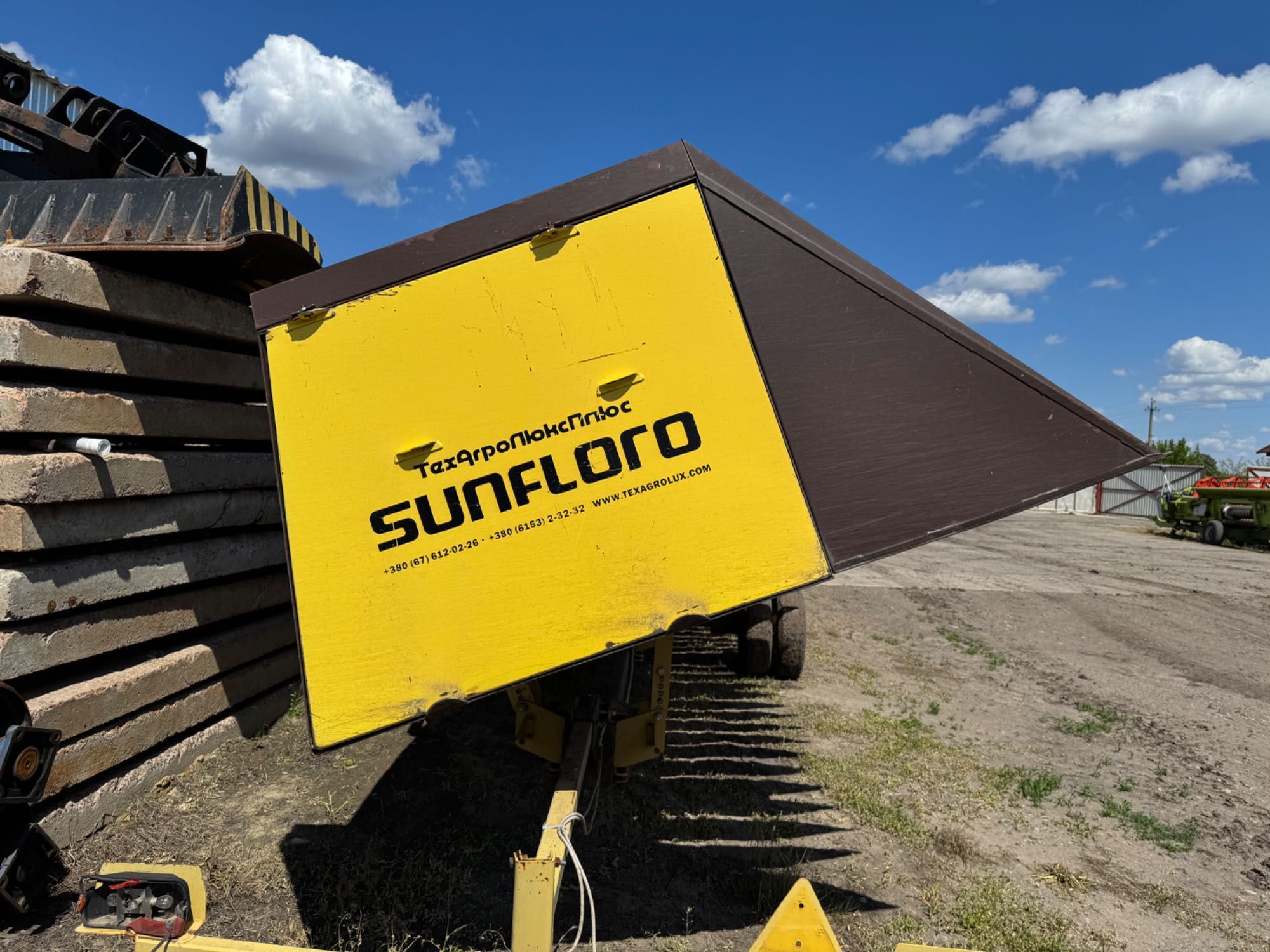 Жниварка соняшникова Sunfloro 9,2 м (жатка)