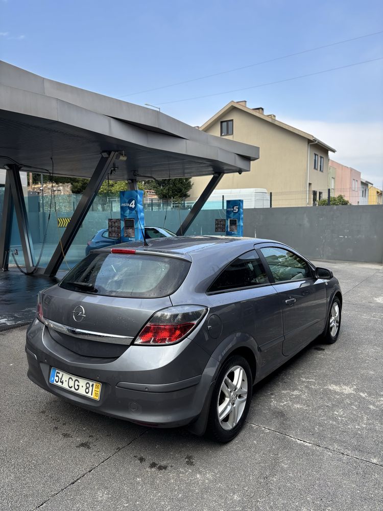 Opel Astra GTC 1.7 CDTi Sport – 100cv | Comercial | Nacional