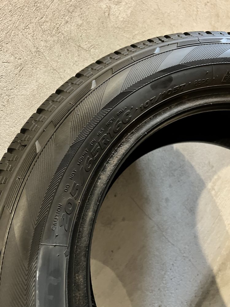 205/65/16C 107/105C Hankook Winter RW06 Opona pojedyncza