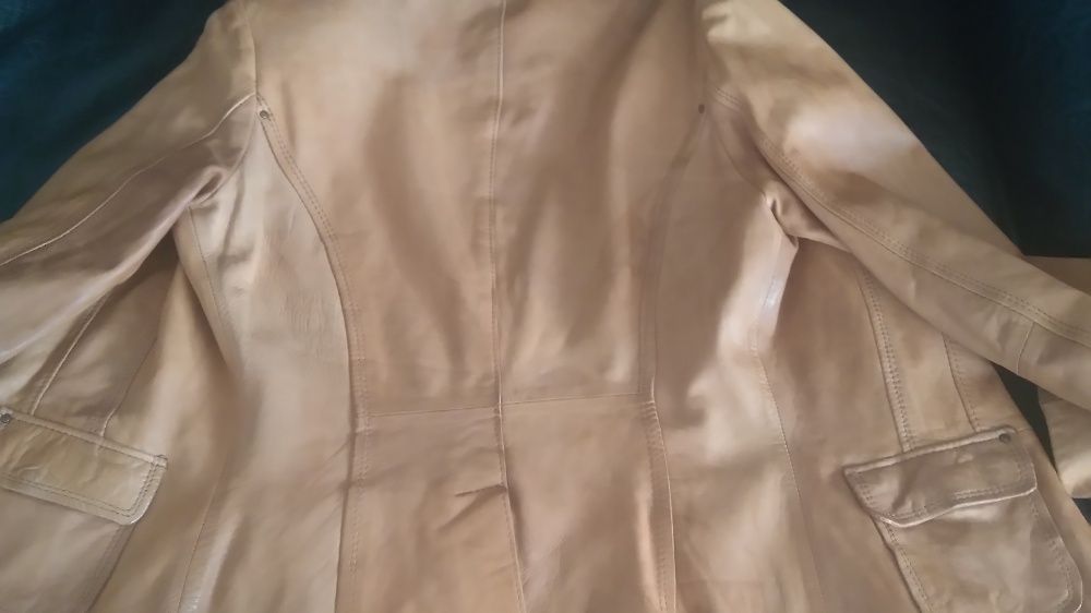 Marynarka damska BERSHKA skóra naturalna M camel