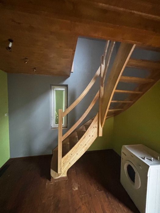 Solidne Schody Zabiegowe z Litego Drewna z Balustradą - OKAZJA