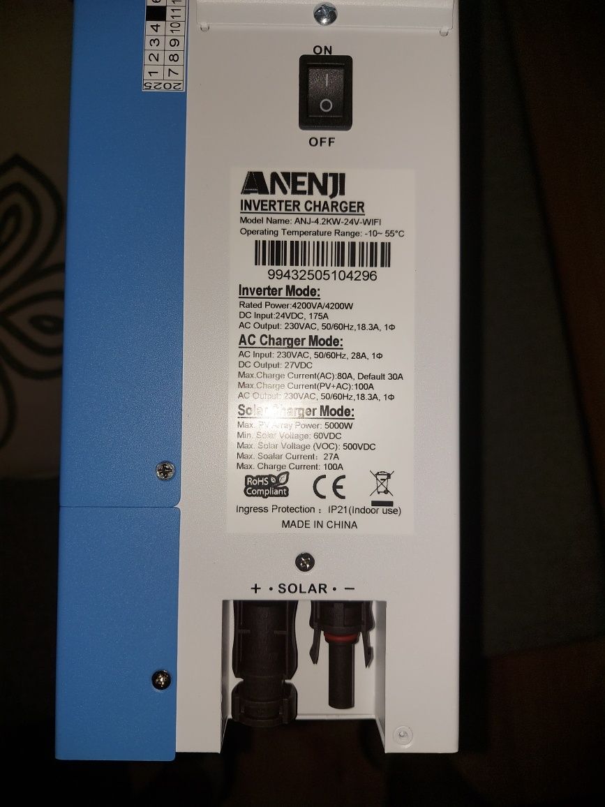 Falownik hybrydowy inwerter EASUN Anenji 4.2 Kw  WIFI