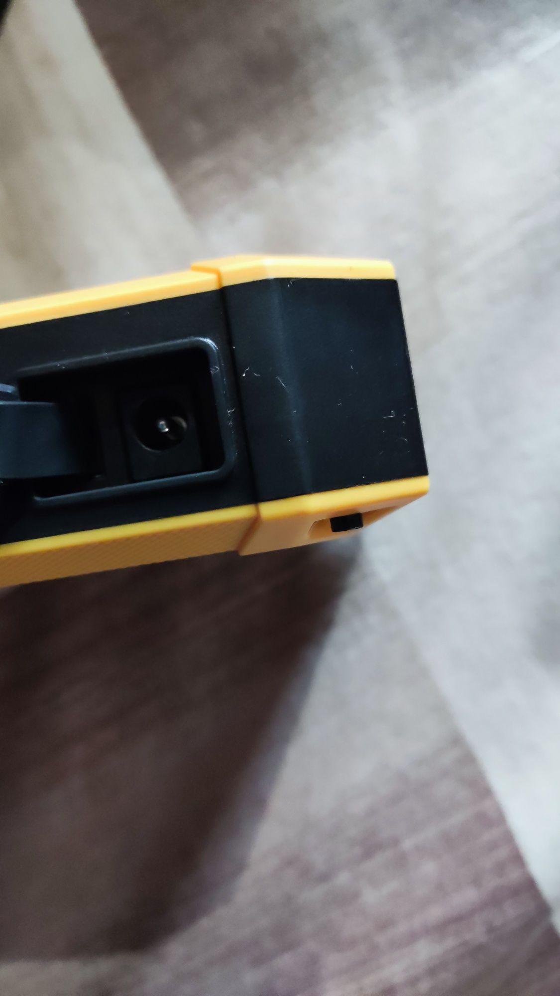 Urządzenie Rozruchowe samochodu Booster Jump Starter 4000A PowerBank