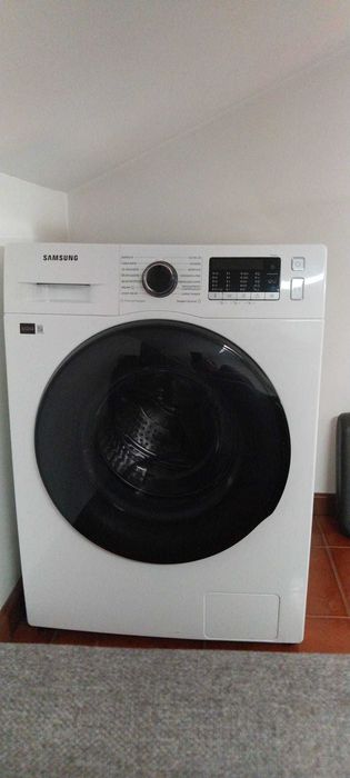 Máquina de Lavar e Secar Roupa Samsung