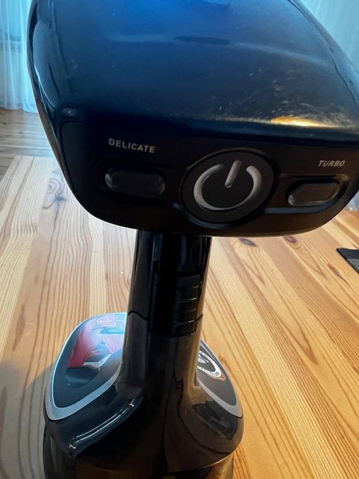 Rowenta Access Steam żelazko pionowe o mocy 1600 W