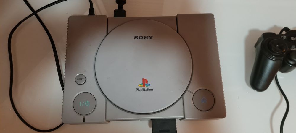 Playstation 1 konsola