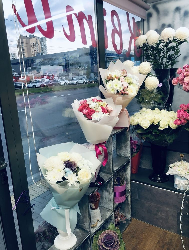 Продам діючий квітковий бізнес