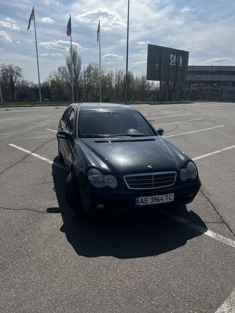 Mercedes benz w203 c220 Родной пробег