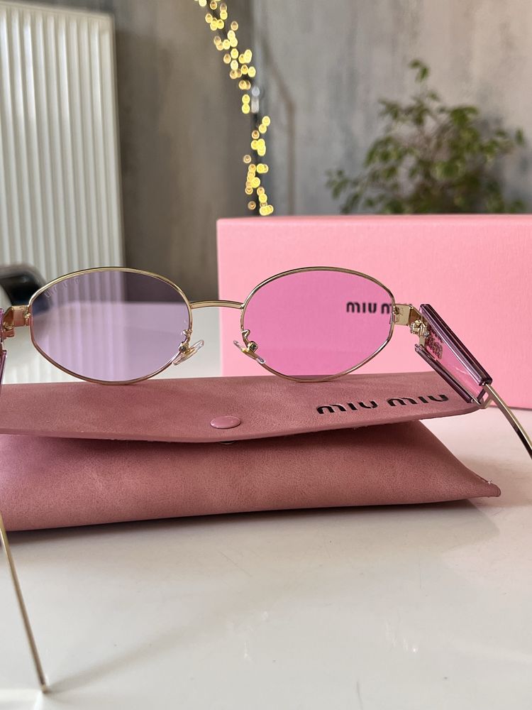 Okulary przeciwsłoneczne Miu Miu