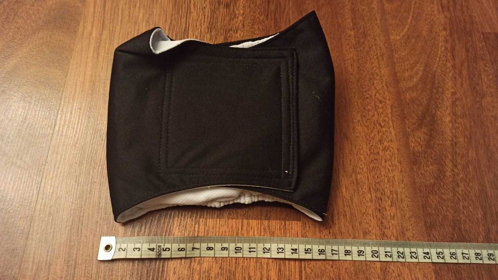 NA CEL CHARYTATYWNY Dla psa. Pampers, pielucha wielokrotnego użytku