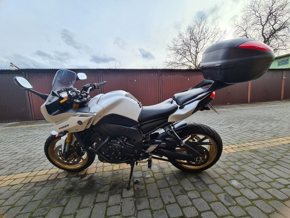 Yamaha Fazer 800