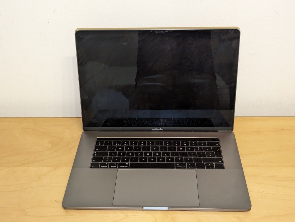 MacBook Pro (15 polegadas, 2019)
Data de compra: julho 2019